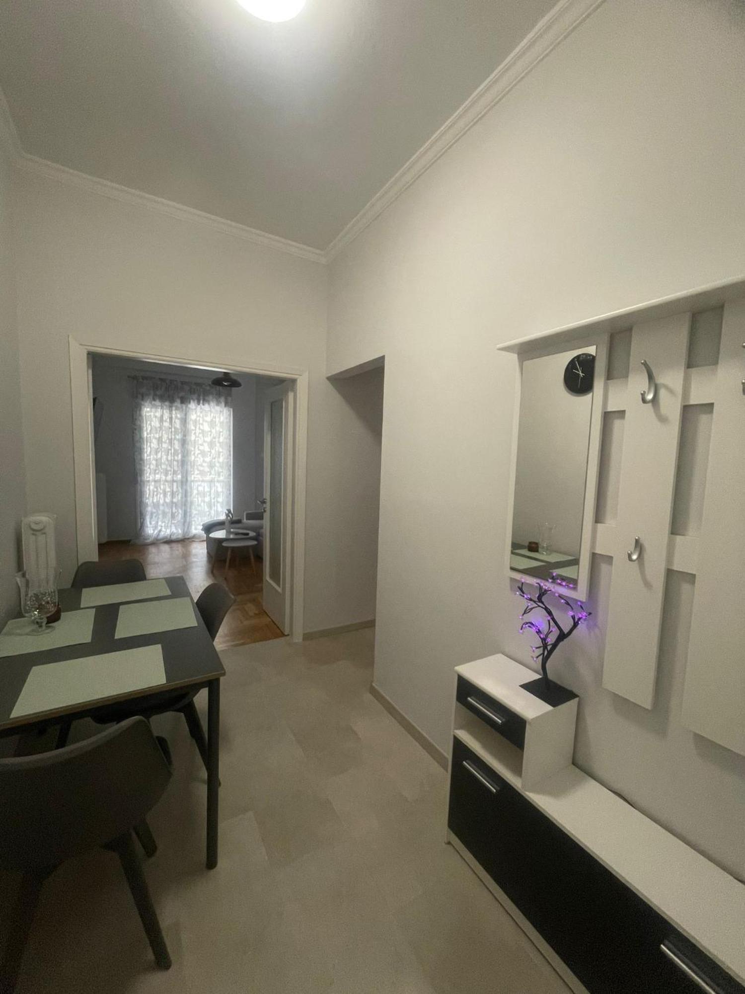 Olibia -8 Apartment Athens